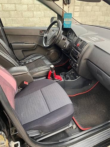 hyundai i40: Hyundai Getz: 2010 г., 1.1 л, Механика, Бензин, Хэтчбэк — 3