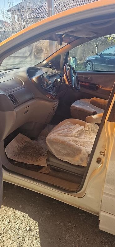 зеркалы: Toyota Estima (правый руль), белый минивэн, 5 дв., на разбор — 7