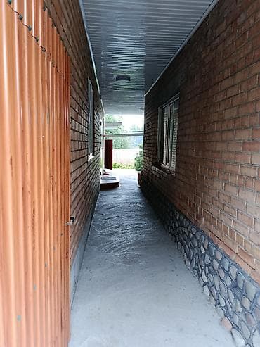 kg house: Продаётся кирпичный дом с ухоженным зелёным участком. отдельно большая — 6