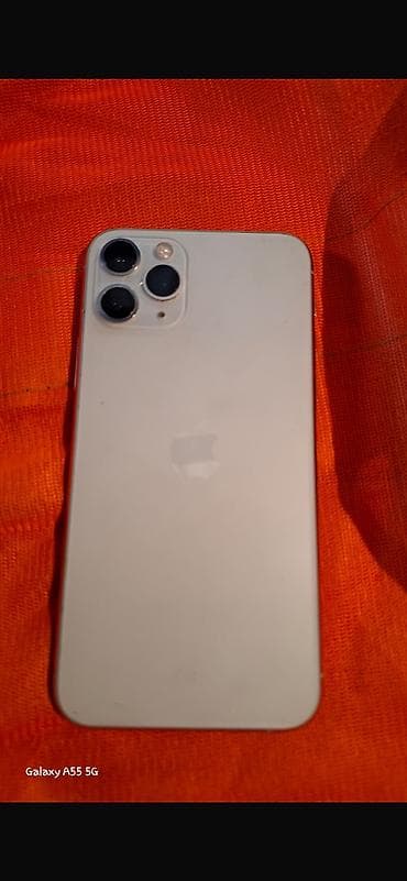 IPhone 11 Pro, Б/у, 256 ГБ, Белый, Защитное стекло, Чехол, 90 %