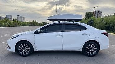 byd e7: Toyota Corolla: 2019 г., 1.8 л, Гибрид — 3