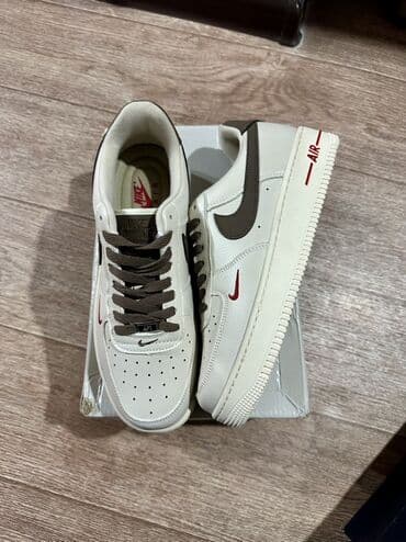 фирменная обувь из италии: Мужские кроссовки, 42, Nike, Новый, цвет - Белый, Самовывоз, Платная доставка — 2