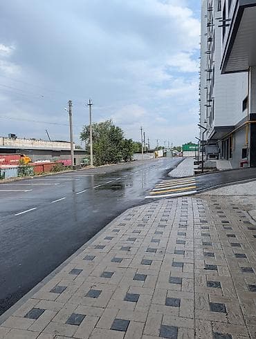 дома киргизия 1: СРОЧНО! СРОЧНО! ниже рынка! 1кв.м.=950$ Продается коммерческое — 8
