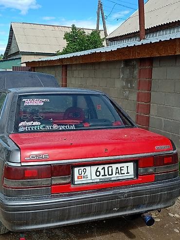 a6 c4: Mazda 626: 1988 г., 2 л, Механика, Бензин, Седан — 2