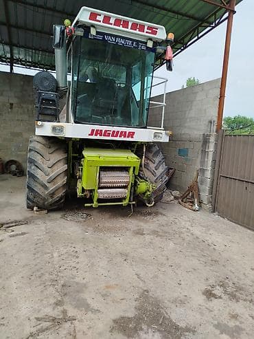 claas: Сельскохозяйственная техника: тракторы К-700/К-701 с навесным — 8
