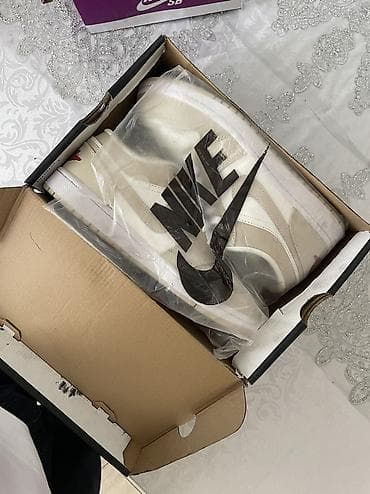 lux: Мужские кроссовки, 44, Nike, Новый, цвет - Бежевый — 1