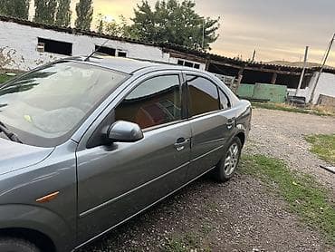 Ford Mondeo: 2002 г., 2 л, Автомат, Бензин, Седан
