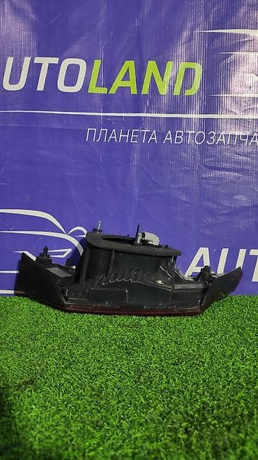 logitech c525: Задний правый стоп-сигнал Toyota 2017 г., Б/у, Оригинал, Япония — 3