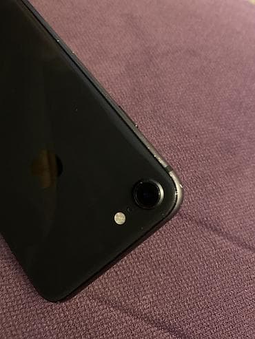iphone telefon: IPhone SE 2020, 64 ГБ, Черный — 1