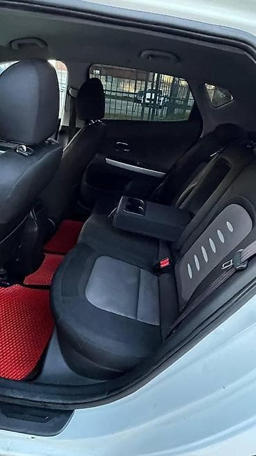 отдам в рассрочку: Kia Ceed: 2015 г., 1.6 л, Автомат, Бензин, Хэтчбэк — 5