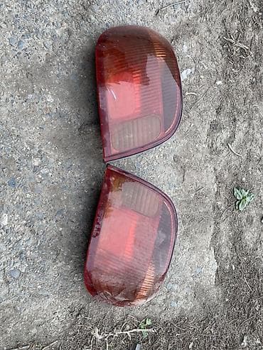 светодиодные матрицы: Комплект стоп-сигналов Toyota 2005 г., Б/у — 1