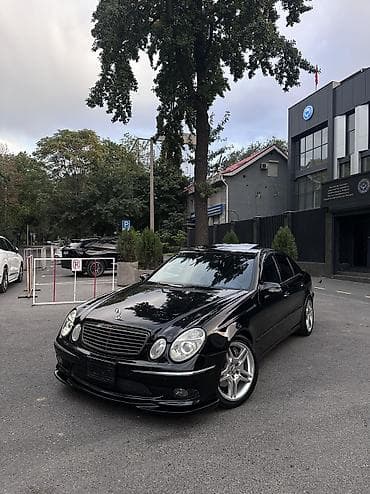 Mercedes-Benz E-Class: 2002 г., 5 л, Автомат, Бензин, Седан