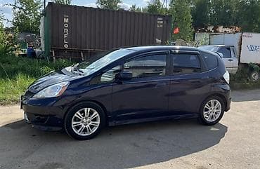 Honda Fit: 2009 г., Бензин, Хэтчбэк