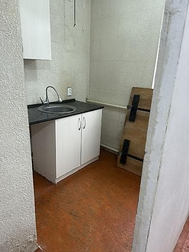 квв: Сдаются однакомнатная квартира студия 
Депозит 2000
13000 квартплат — 2