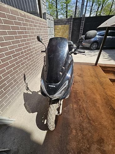 мопед обмен на айфон: Скутер макси, почти новый пробег 2000 — 4