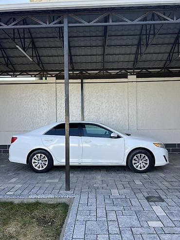 golf variant: Toyota Camry: 2013 г., 2.5 л, Автомат, Бензин, Седан — 2