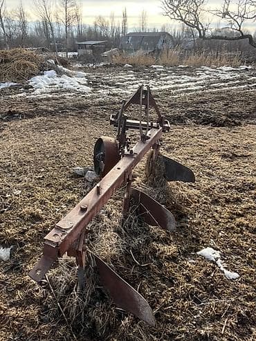 lexus e: Трактор колесный, с дизельным двигателем Д-245.7 (Минский моторный — 6