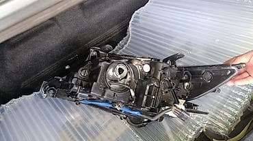 м8 pro: Передняя левая фара Toyota Новый — 3