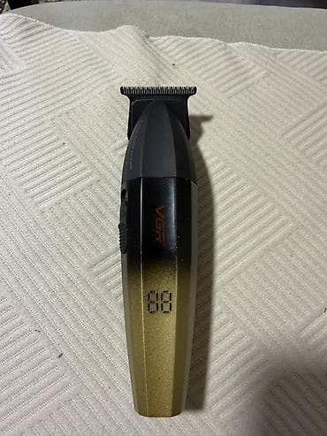 m 3: Триммер Для бороды, Подсветка экрана — 1