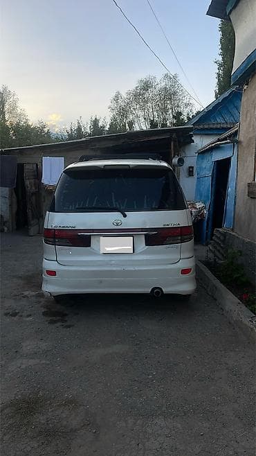Toyota Estima: 2002 г., 3 л, Газ — 7