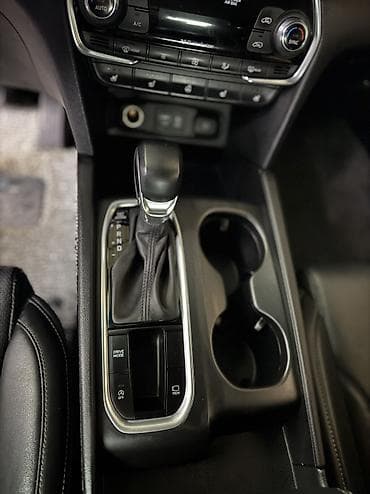 машы: Hyundai Santa Fe: 2019 г., 2 л, Автомат, Дизель — 6