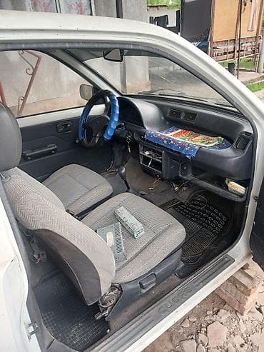 баа: Daihatsu Mira: 1996 г., Хетчбек — 8