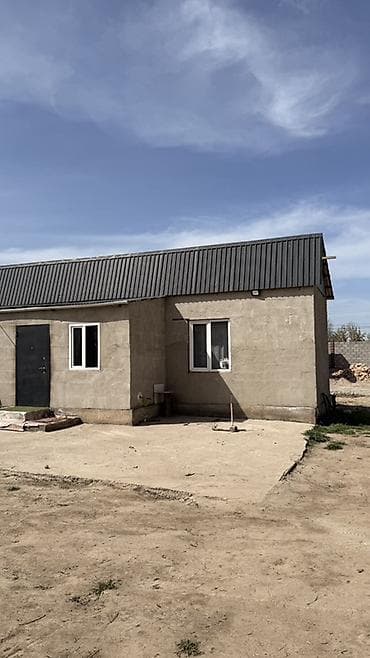 дом гараж: В Новопокровке продаётся одно этажный дом с участком. Красная книга — 1