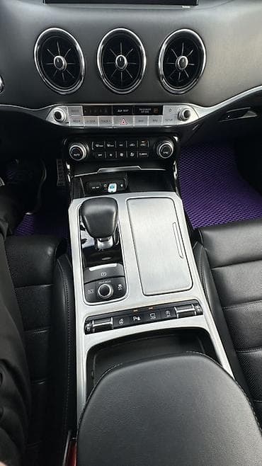 kia c5: Kia Stinger: 2018 г., Бензин — 9