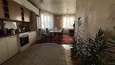 bazar kg: Продается дом в районе Юга-Восток . Ташкентская . Дом представляет — 10