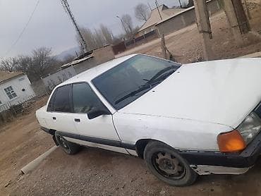 kia spo: Белый седан 4 дв., ориентировочно конца 80‑х – начала 90‑х годов — 1