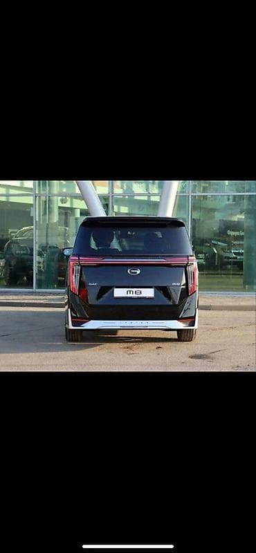 GAC: GAC M8 — премиальный 7‑местный минивэн бизнес‑класса. Кузов и дизайн — 4