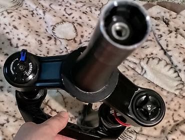 забыл: Продается (возможен обмен на разные вело запчасти) вилка rockshox pike — 8