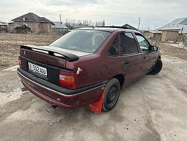 с4 2 6: Opel Vectra: 1995 г., 1.8 л, Механика, Бензин, Седан — 3