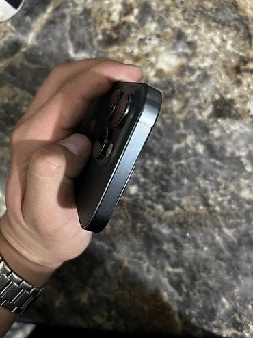 eos 600d: IPhone 15 Pro, Б/у, 256 ГБ, Black Titanium, Наушники, Зарядное устройство, 85 % — 6