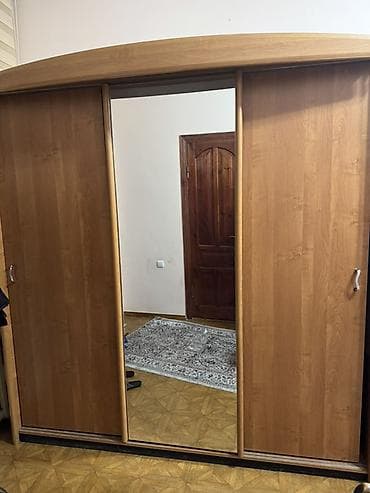 Шкафы-купе: Шкаф купе, С зеркалом, ЛДСП — 1