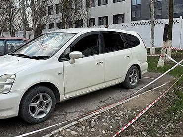a4 b5: Honda Stream: 2003 г., 2 л, Автомат, Бензин, Минивэн — 1