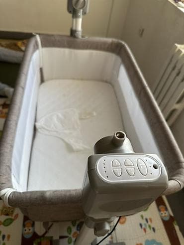 детские манежи кроватки: Детская прикроватная кроватка-люлька INING BABY с электронным блоком — 2