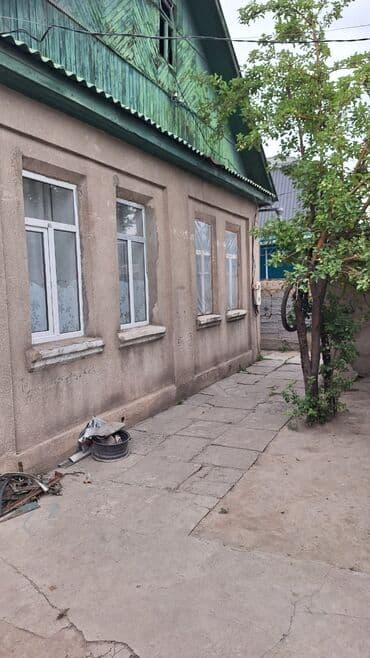 пол дома район кызыл аскер: Үйдүн жарымы, 100 кв. м, 3 бөлмө, Менчик ээси, Эски ремонт — 8