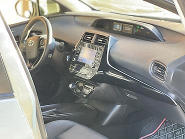 Toyota: Toyota Prius: 2019 г., 1.8 л, Вариатор, Гибрид, Хэтчбэк — 6
