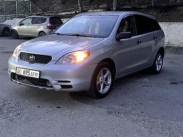 мати 2: Toyota Matrix: 2004 г., 1.8 л, Механика, Бензин, Хэтчбэк — 3