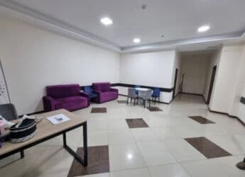 дома под офис: Сдаю Офис, 125 м², В жилом комплексе, 1 линия — 5