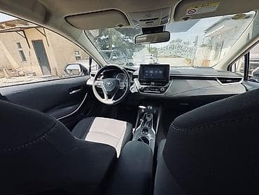 пикап toyota: Toyota Corolla: 2022 г., 1.8 л, Вариатор, Гибрид, Седан — 9