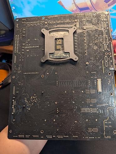 hdmi: Материнская плата для ПК, Б/у, ASRock, LGA1700, ATX — 4