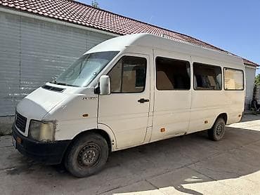 пассаь: Volkswagen : 2001 г., Бус — 1
