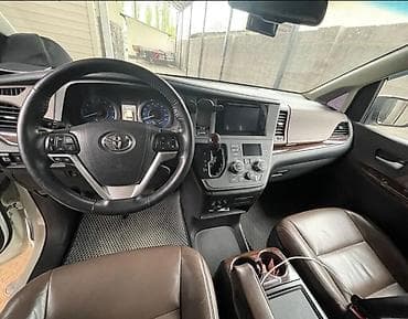 р18 235 55: Toyota Sienna: 2016 г., Минивэн — 5