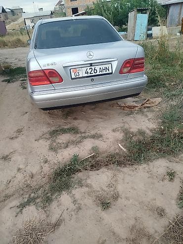 124 мерс бак: Mercedes-Benz E-Class: 1998 г., 2.4 л, Кол менен иштөөчү, Бензин, Седан — 3