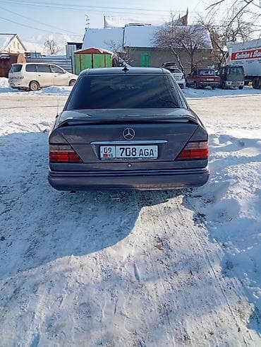 Mercedes-Benz W124: 2026 г., 0.2 - engine capacity л, Кол менен иштөөчү, Бензин, Седан — 1