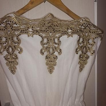 Платье в пол.Одевала 1 раз на кыз узатуу.Покупала за 5500 отдам за