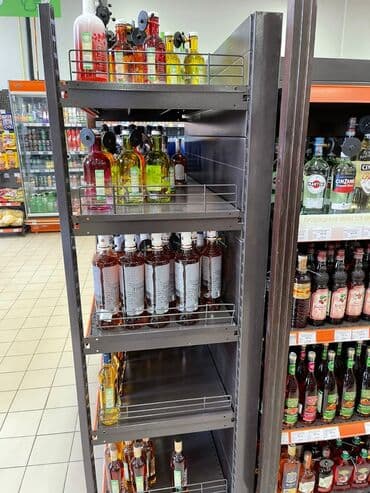 оборудование для бутика: Витрины, стеллажи, полки торговые металлические б/у, полка магазинная — 5