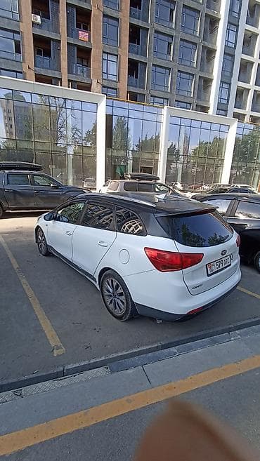 Kia Ceed: 2018 г., Автомат, Бензин, Универсал